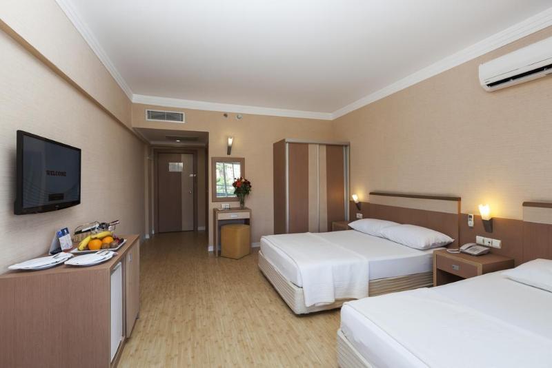 Seher Kumkoy Star Resort And Spa Side Exterior photo